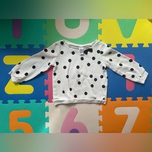 $6 with bundle Carter’s sweatshirt 3T